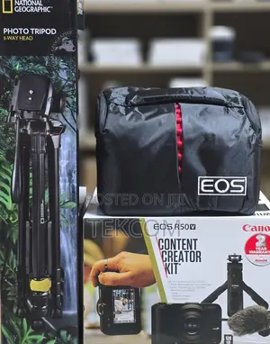 Canon R50v Content Creator Kit