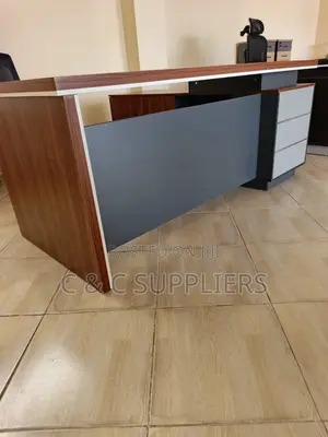 2.0M Executive Desk