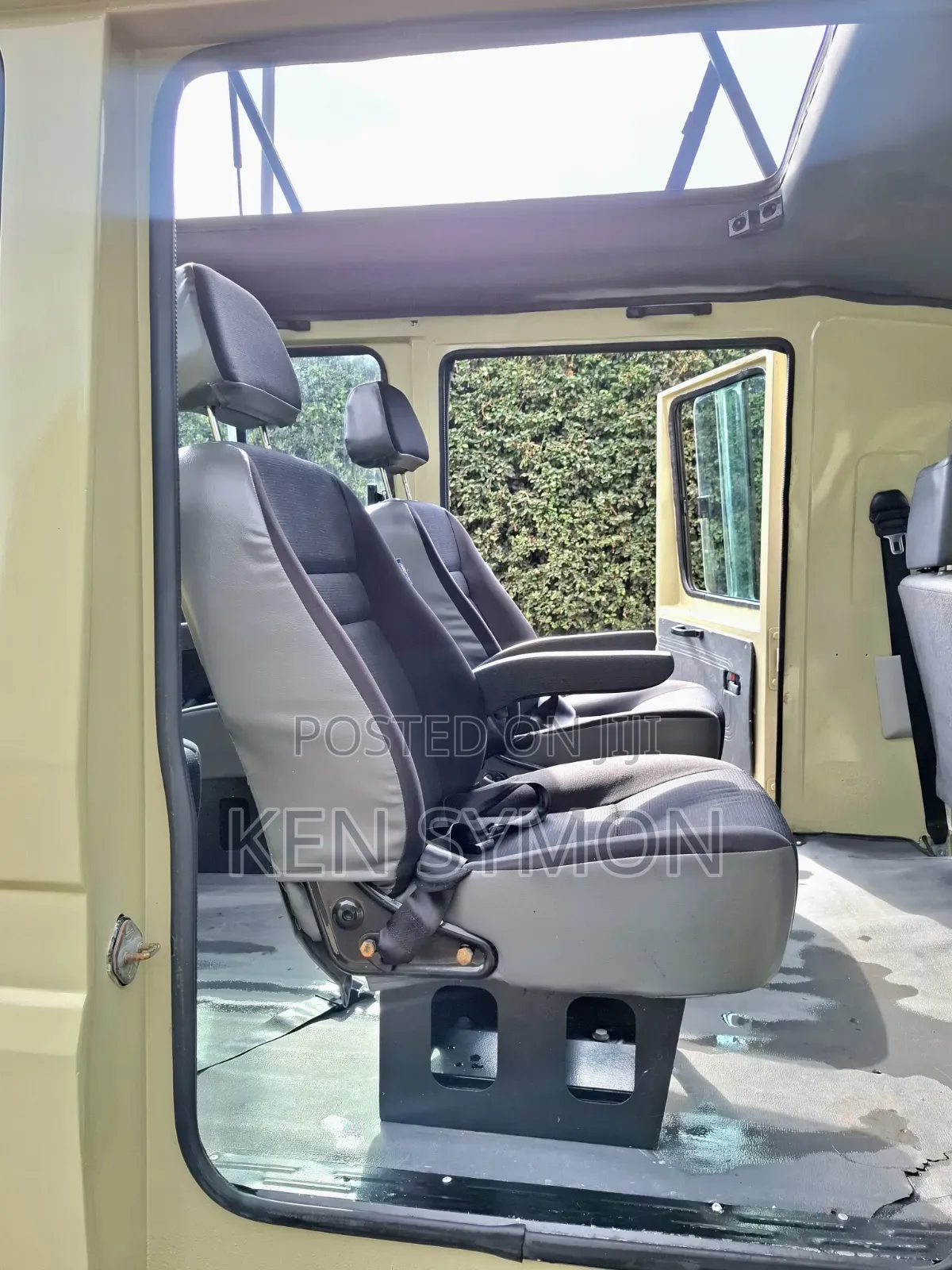 Toyota Land Cruiser 2017 Gold
