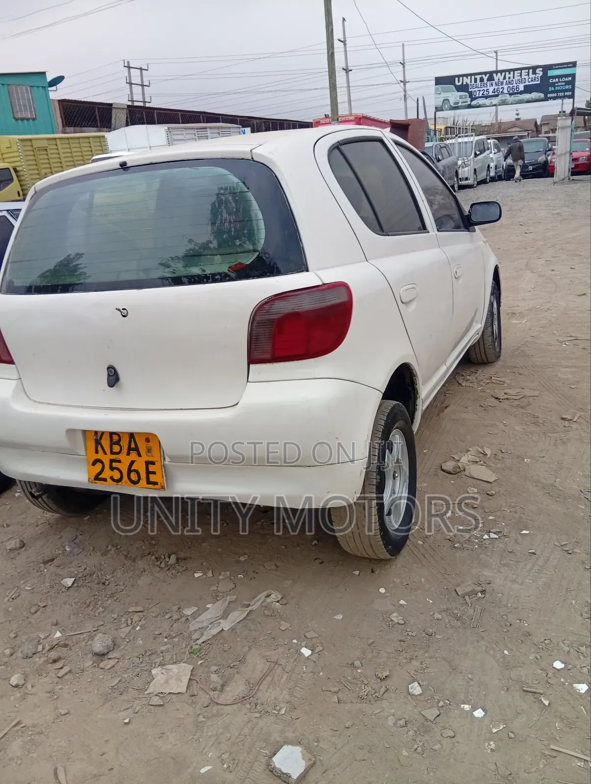 Toyota Vitz 2002 White