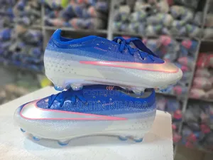 Nike Airzoom Vapour 17 Football Boots (Size 40-45)