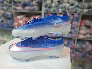 Nike Airzoom Vapour 17 Football Boots (Size 40-45)