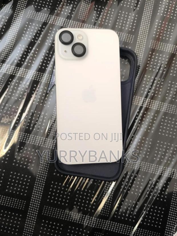 Apple iPhone 15 256 GB White - thumbnail 2