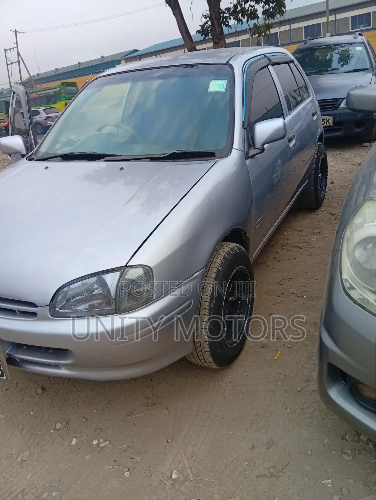 Toyota Starlet 2003 Silver