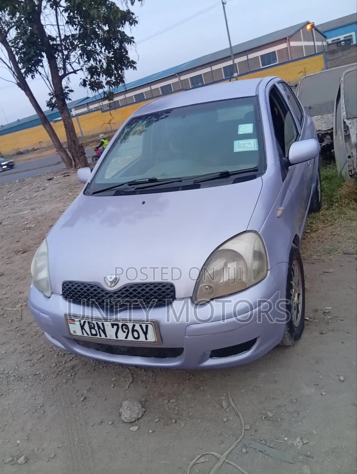 Toyota Vitz 2004 Purple