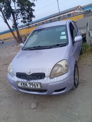 Toyota Vitz 2004 Purple