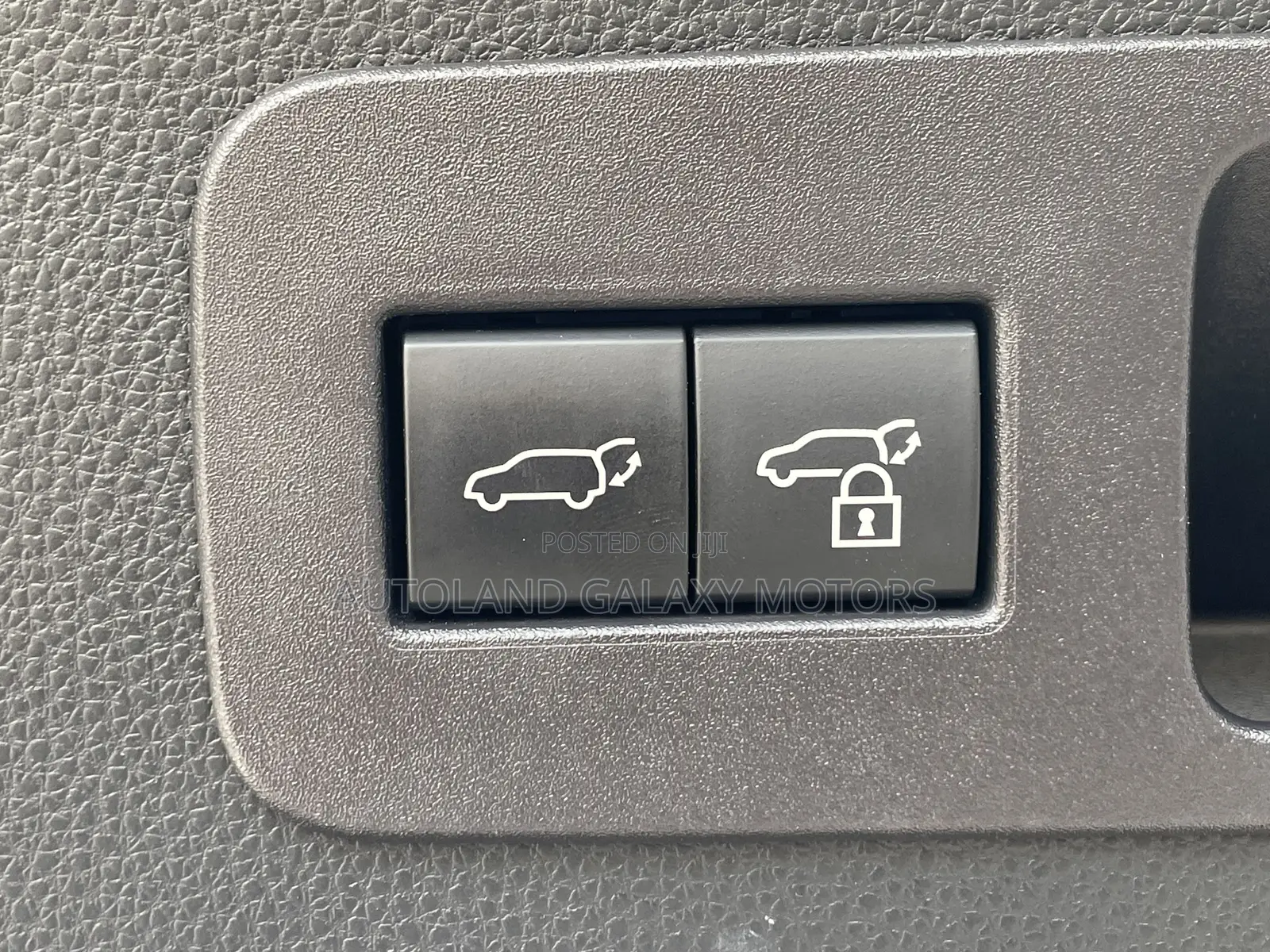 Lexus LX 600 2022 Gray