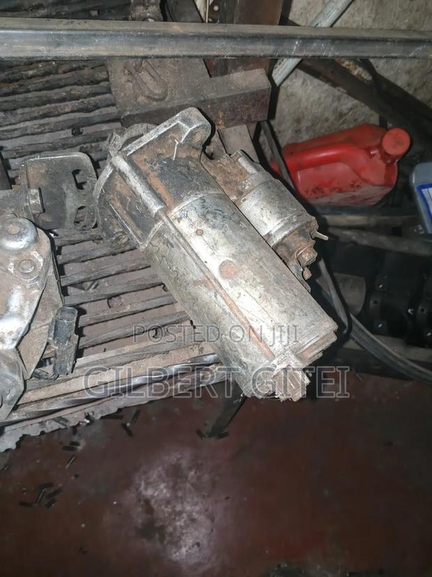 Cylinder Head for 3l - thumbnail 5