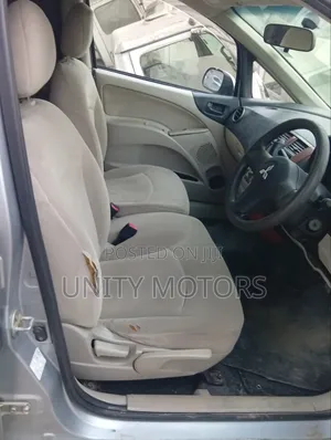 Mitsubishi Colt 2010 Silver