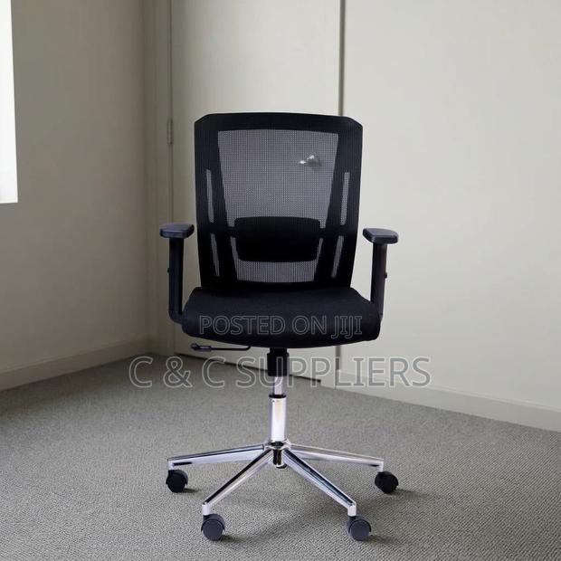 Medium Back Mesh Staff Desk Chair. - thumbnail 3