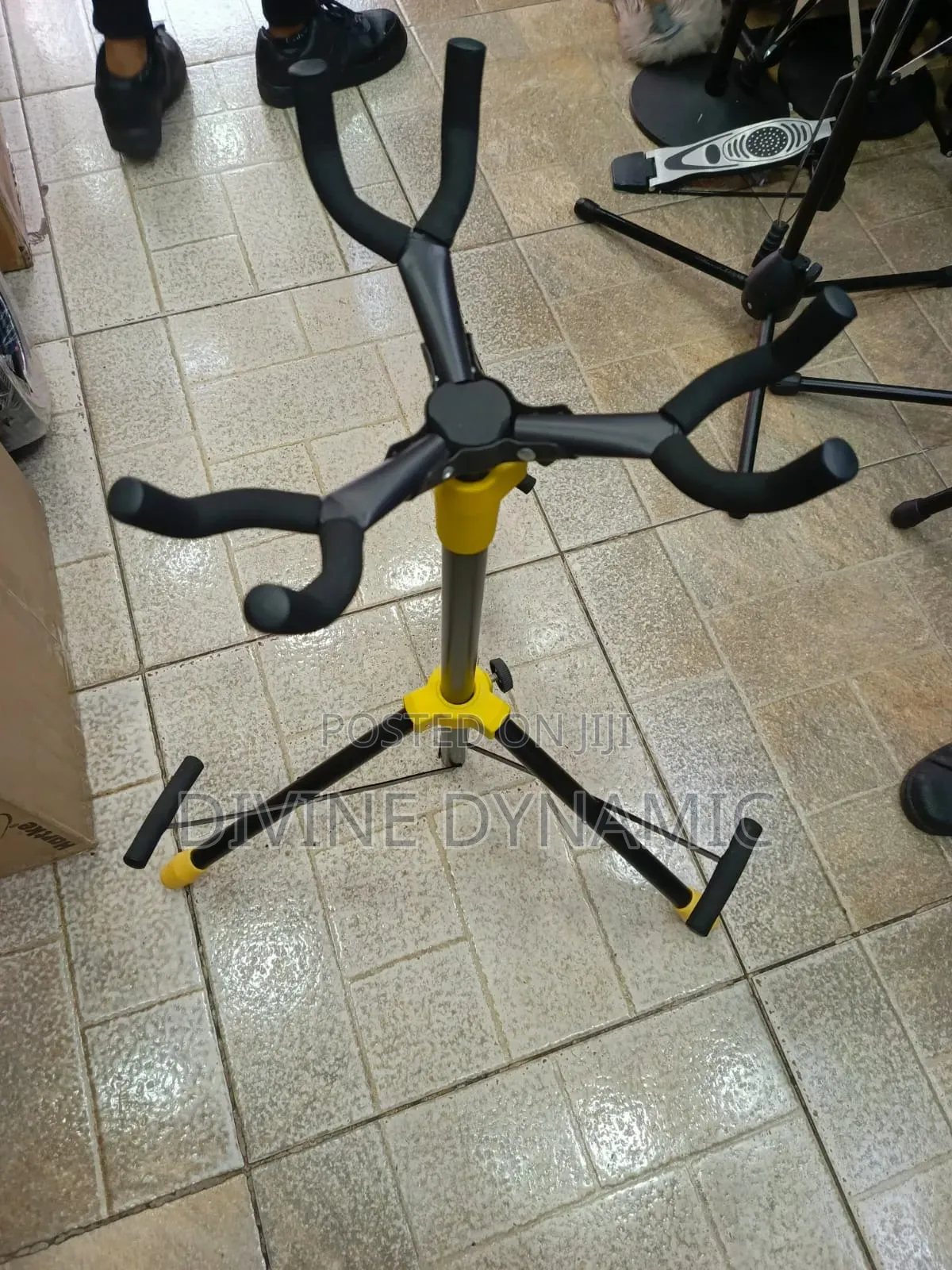 Guitar Stand