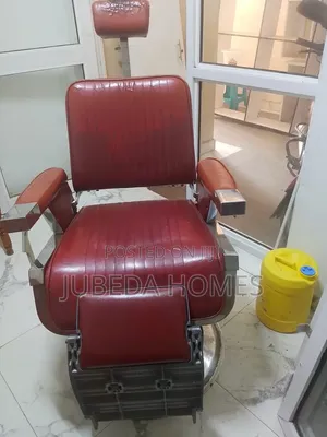 Used Vintage Hydraulic Barber Chair