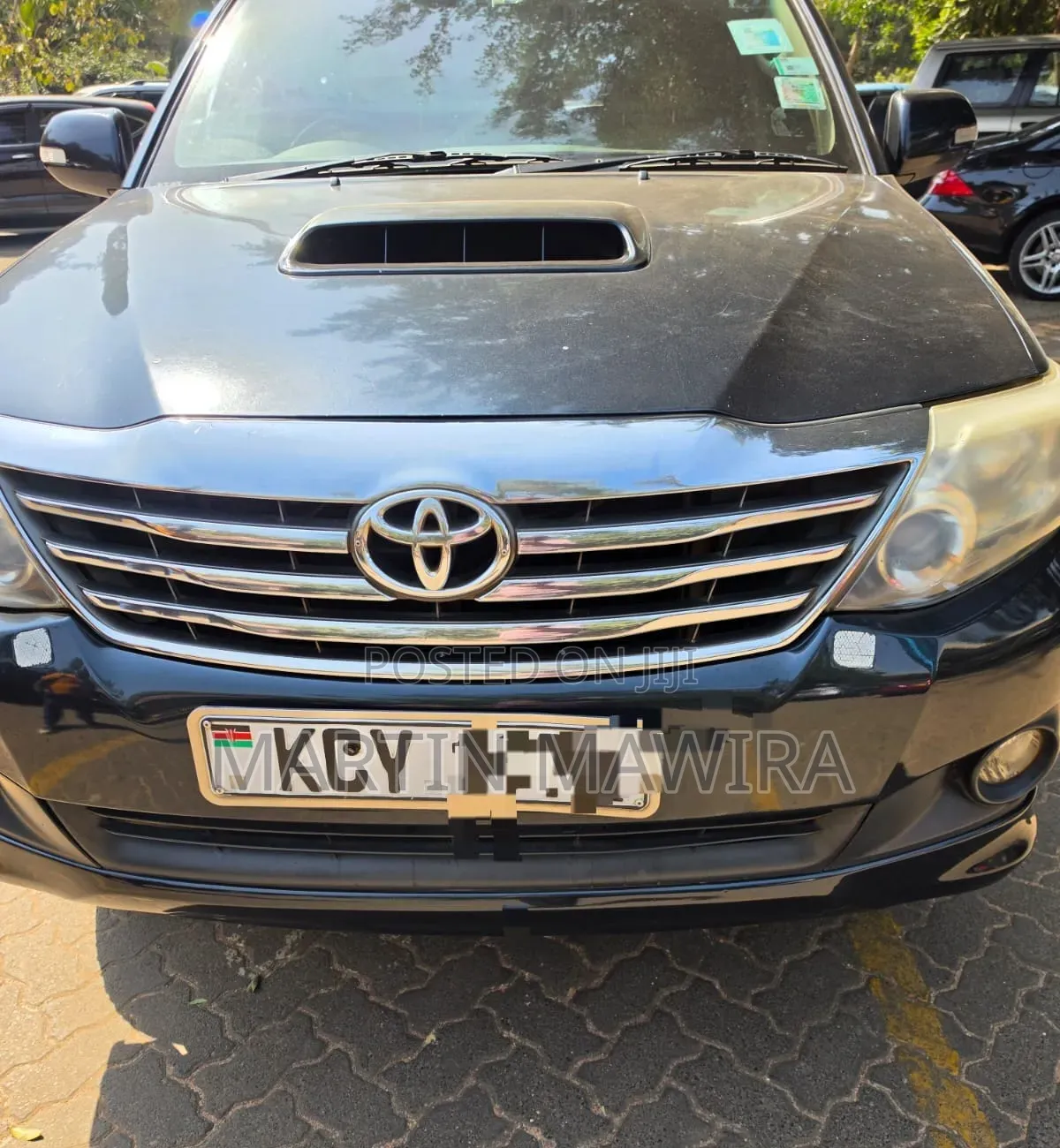 Toyota Fortuner 2013 Black