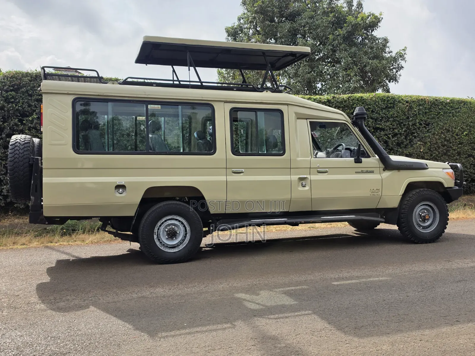 Toyota Land Cruiser 79 Series 2017 Burgundy