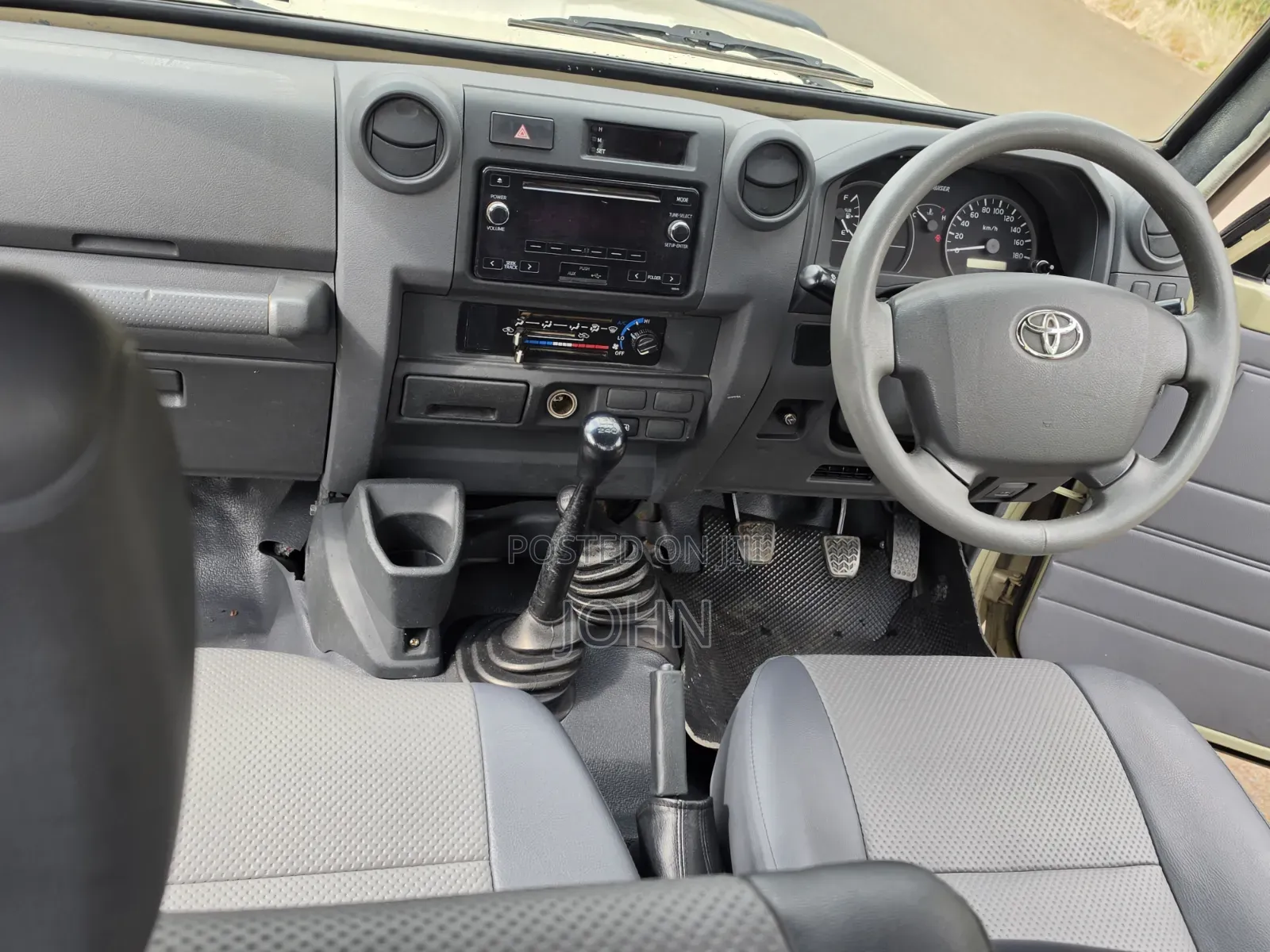 Toyota Land Cruiser 79 Series 2017 Burgundy