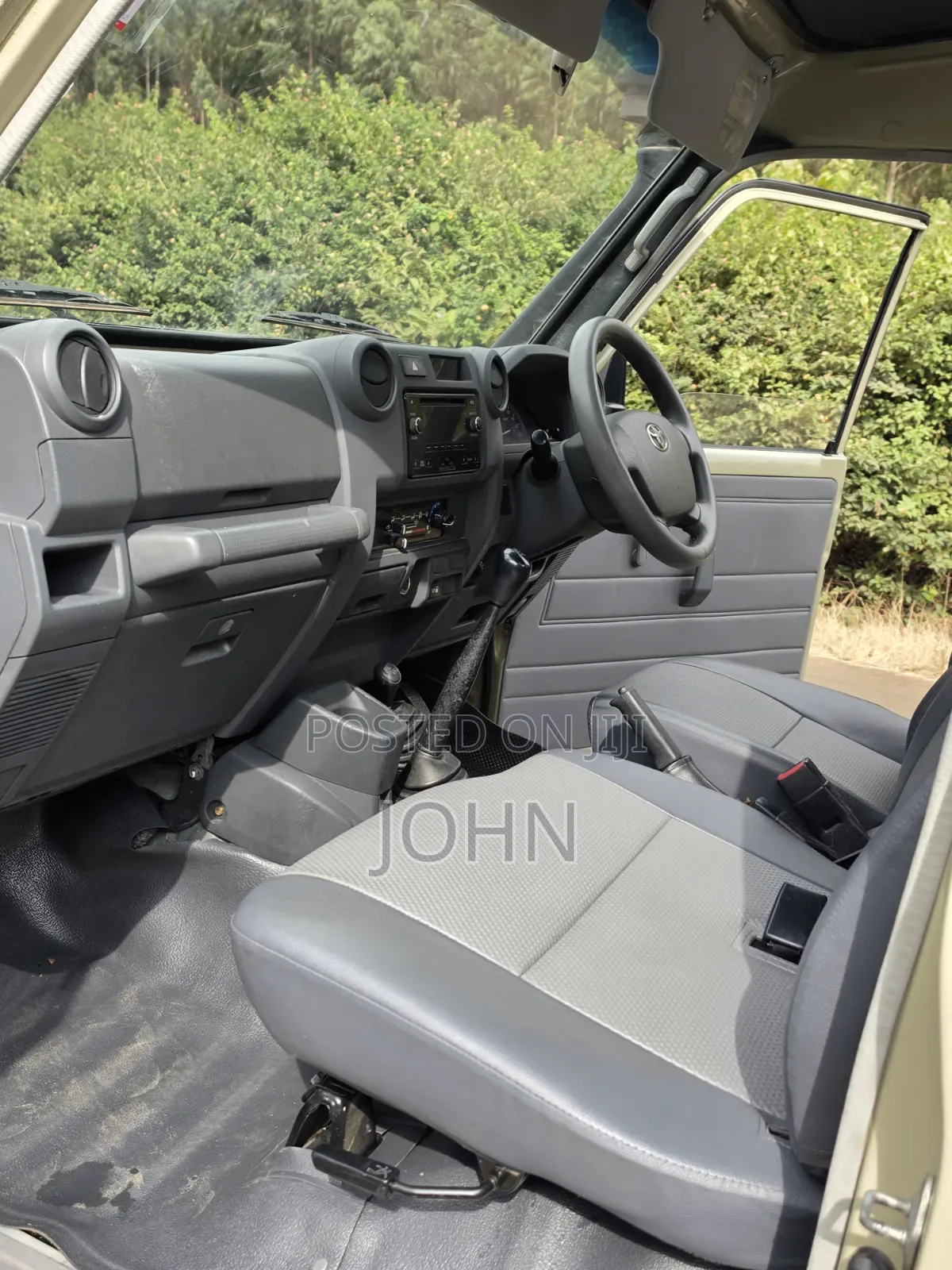 Toyota Land Cruiser 79 Series 2017 Burgundy