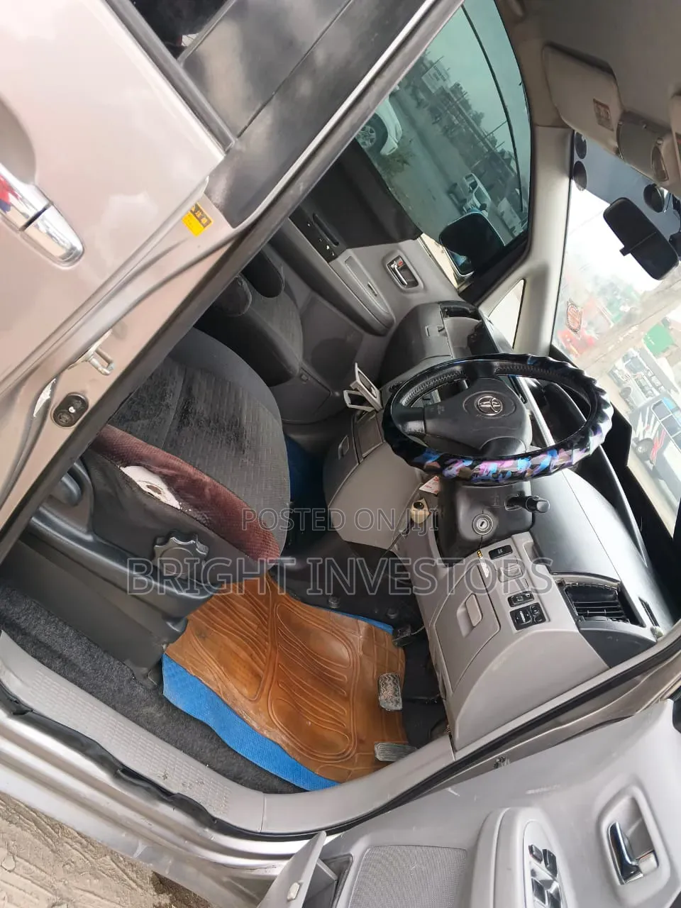 Toyota Voxy 2008