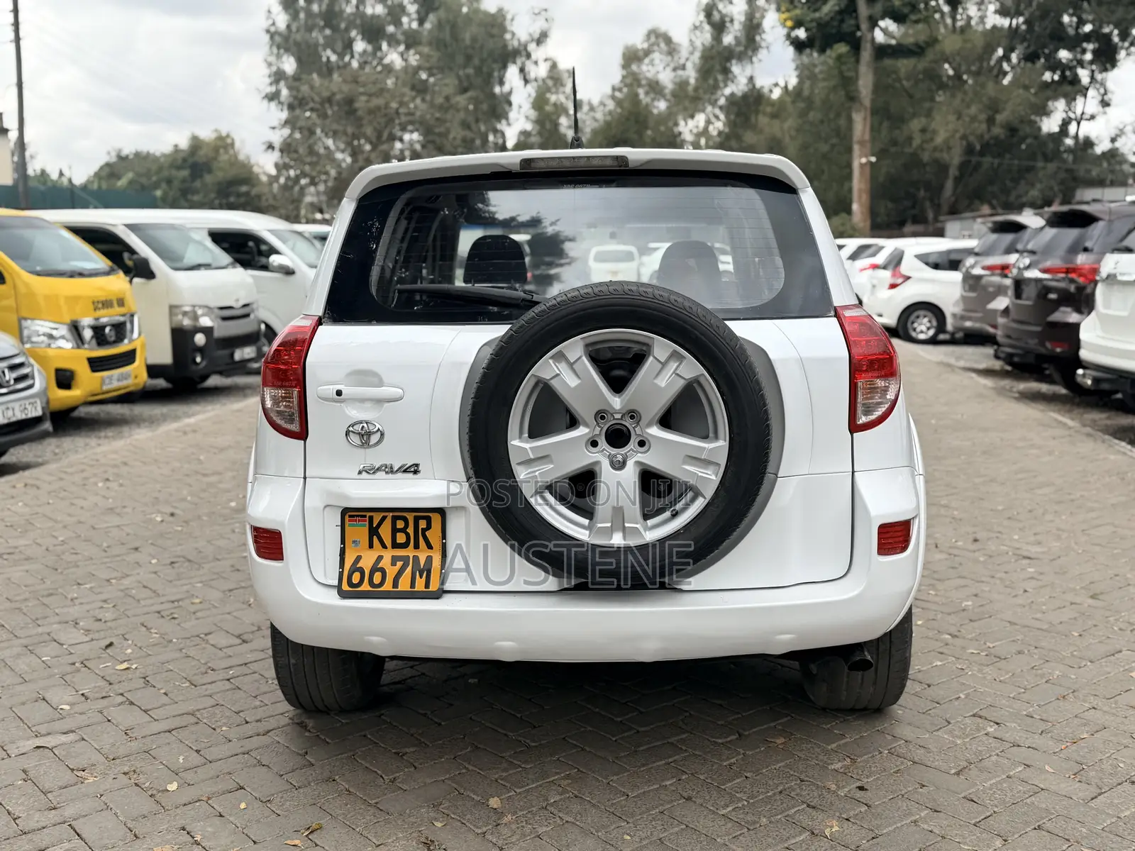 Toyota RAV4 2006 White
