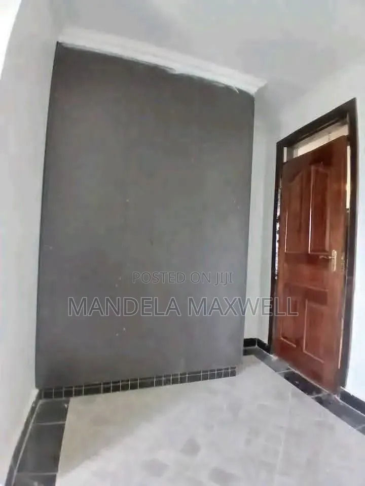 Mini Flat in Katani for rent