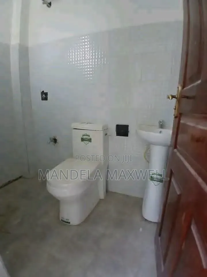 Mini Flat in Katani for rent