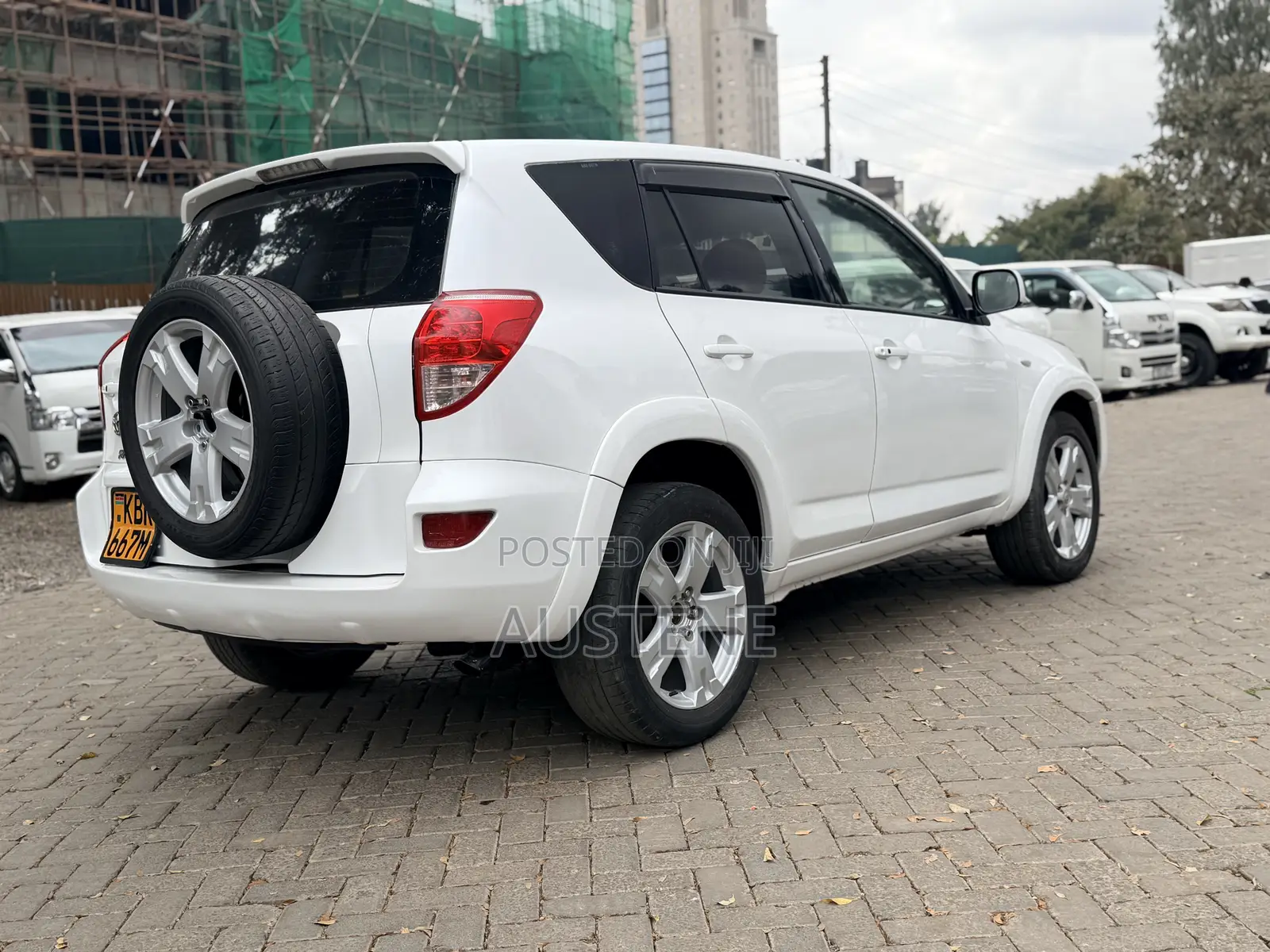 Toyota RAV4 2006 White