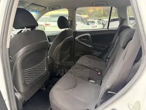 Toyota RAV4 2006 White