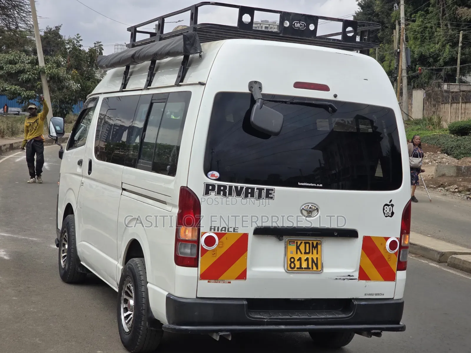 Toyota HiAce 2016 White