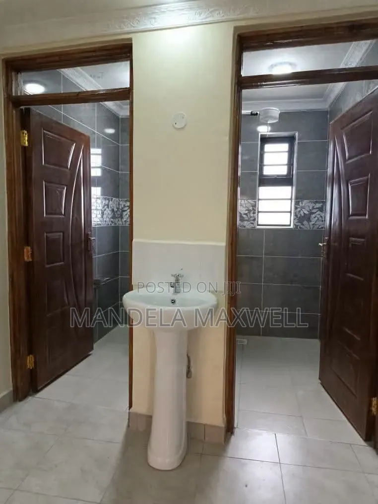 Mini Flat in Katani for rent