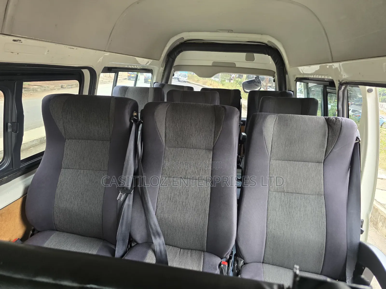 Toyota HiAce 2016 White
