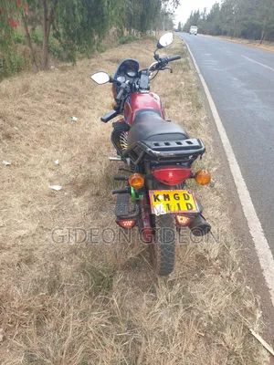 Bajaj Boxer 150 UG 2022 Red