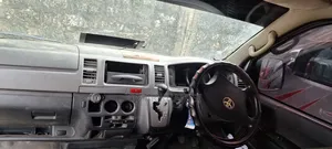 Toyota HiAce 2016 Silver