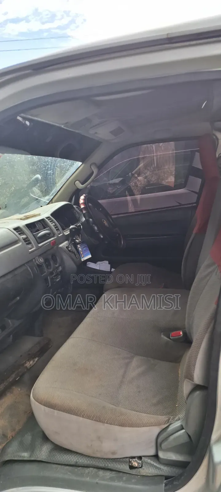Toyota HiAce 2016 Silver