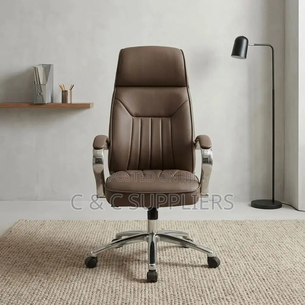 Executive Brown Leather Boss Chair.