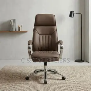 Executive Brown Leather Boss Chair.