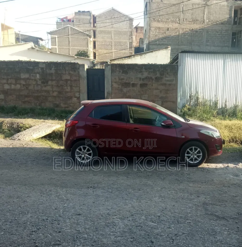 Mazda Demio 2012 Maroon