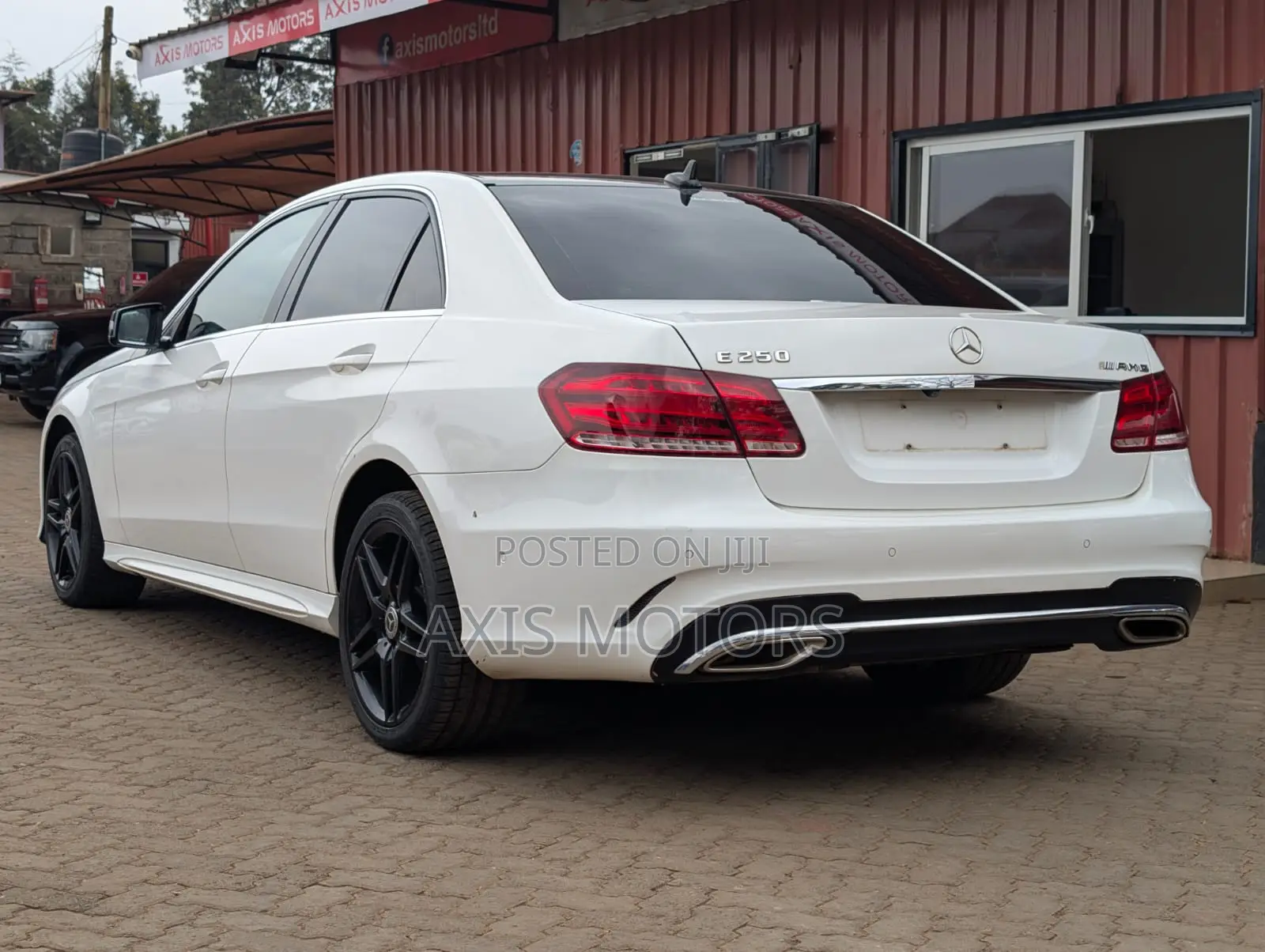 Mercedes-Benz E250 2015 White