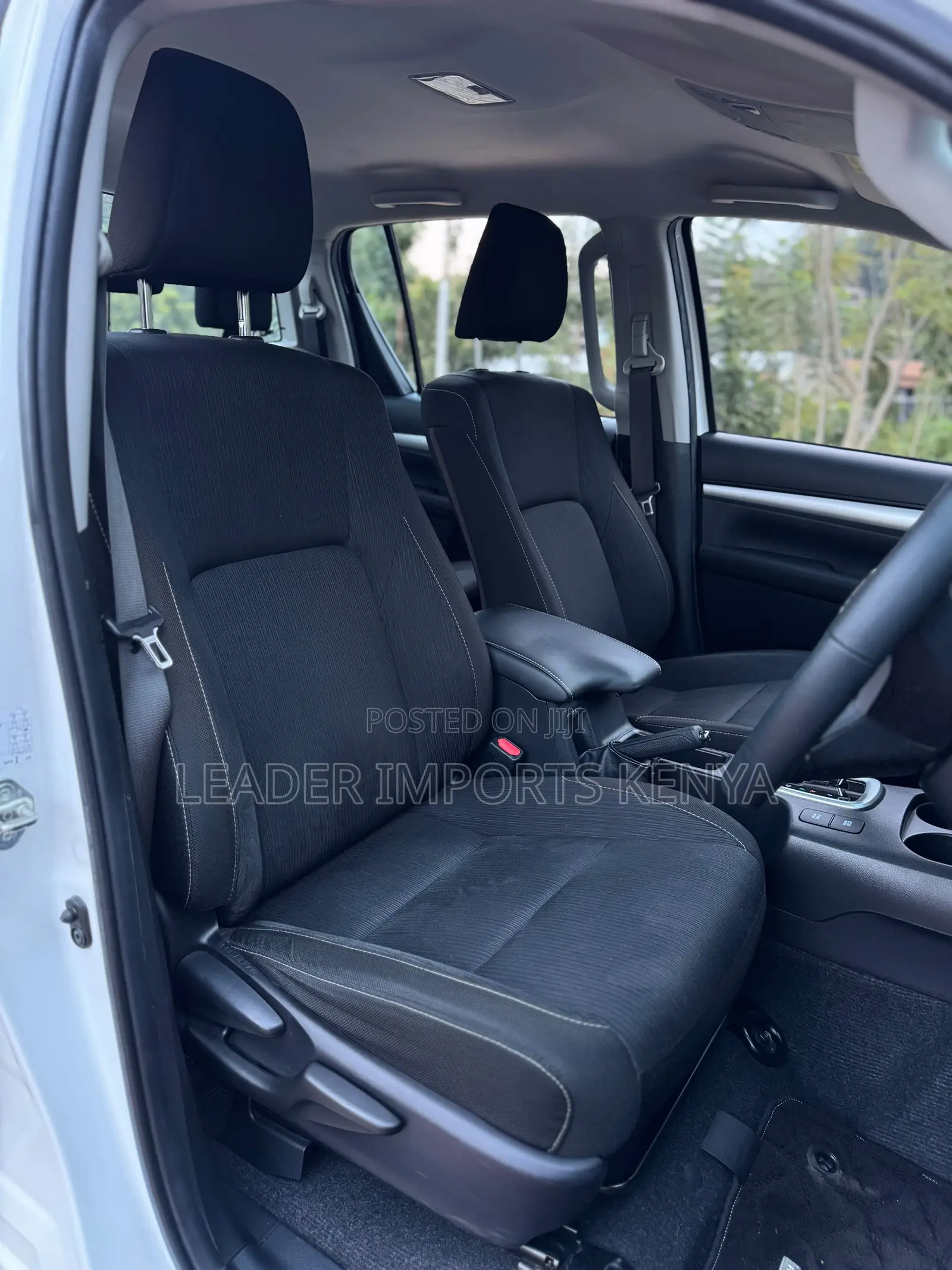 Toyota Hilux 2021 Pearl