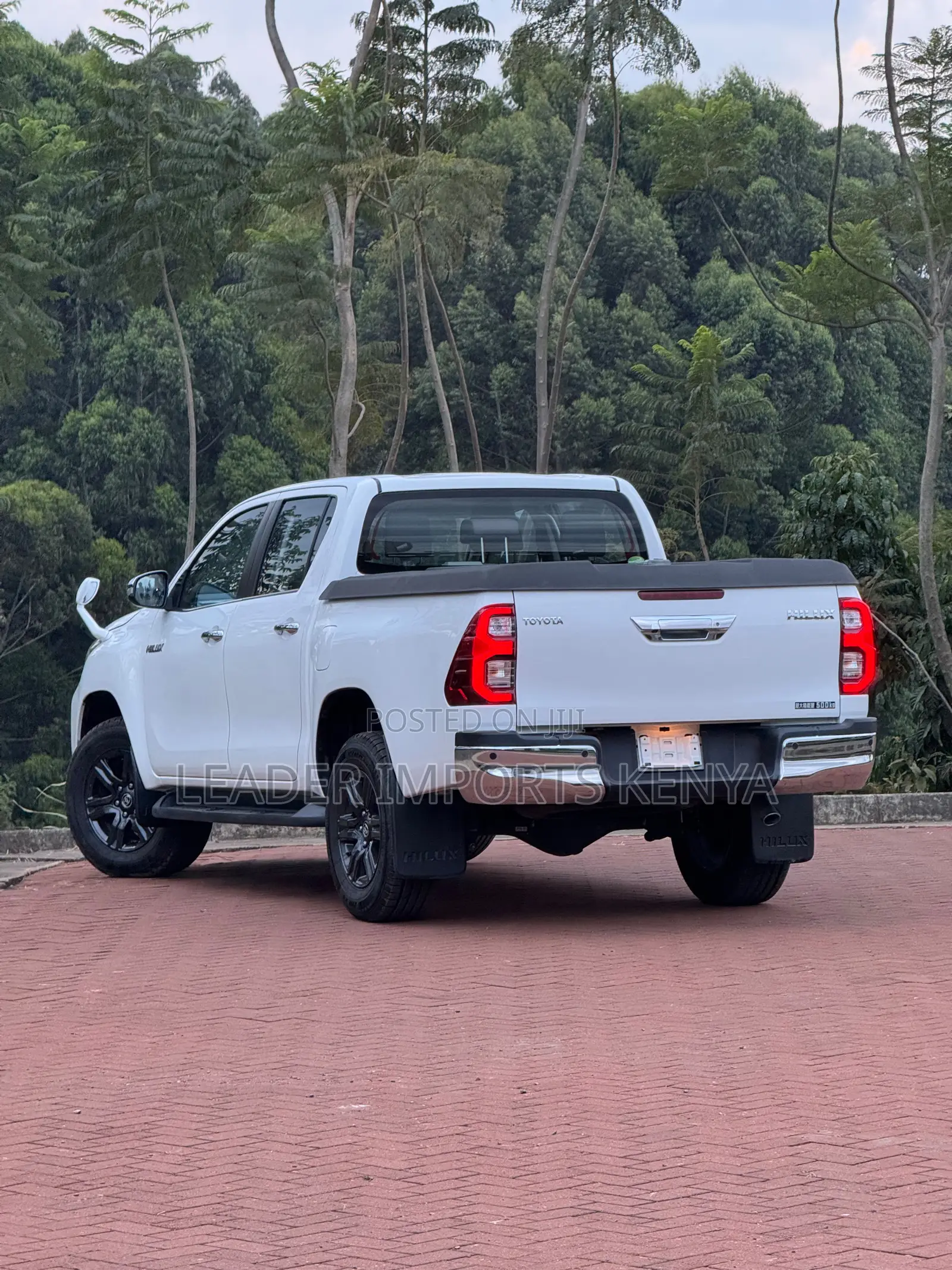 Toyota Hilux 2021 Pearl
