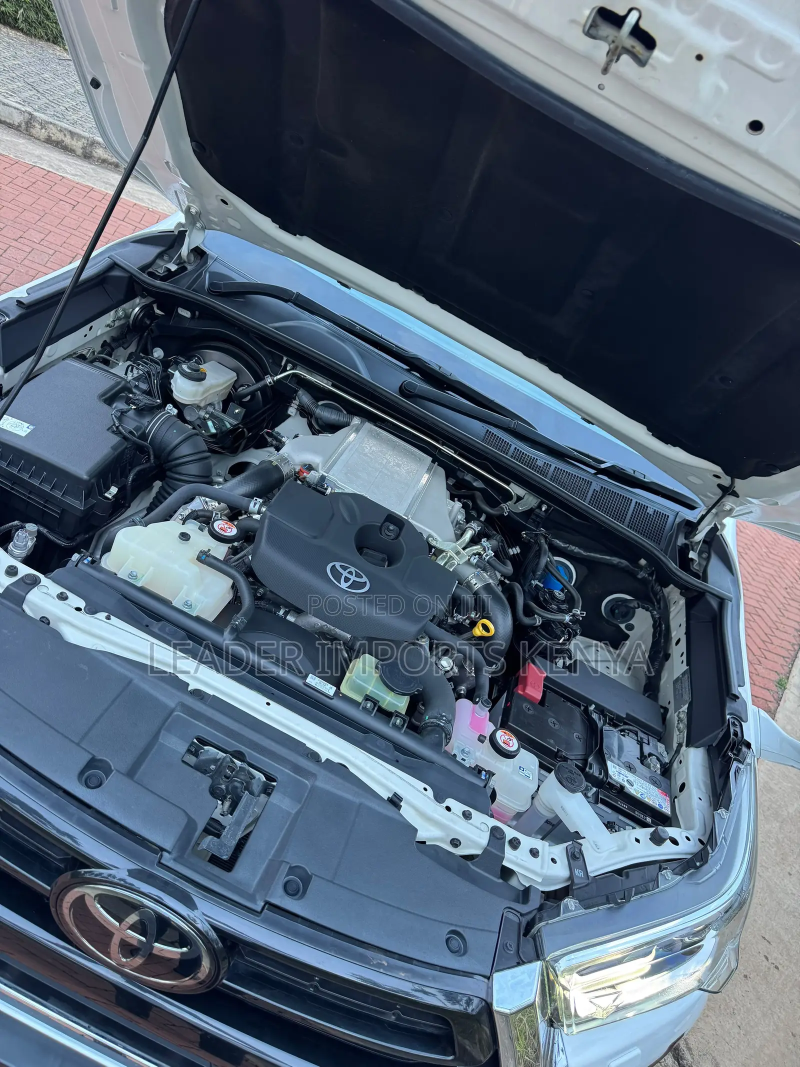 Toyota Hilux 2021 Pearl