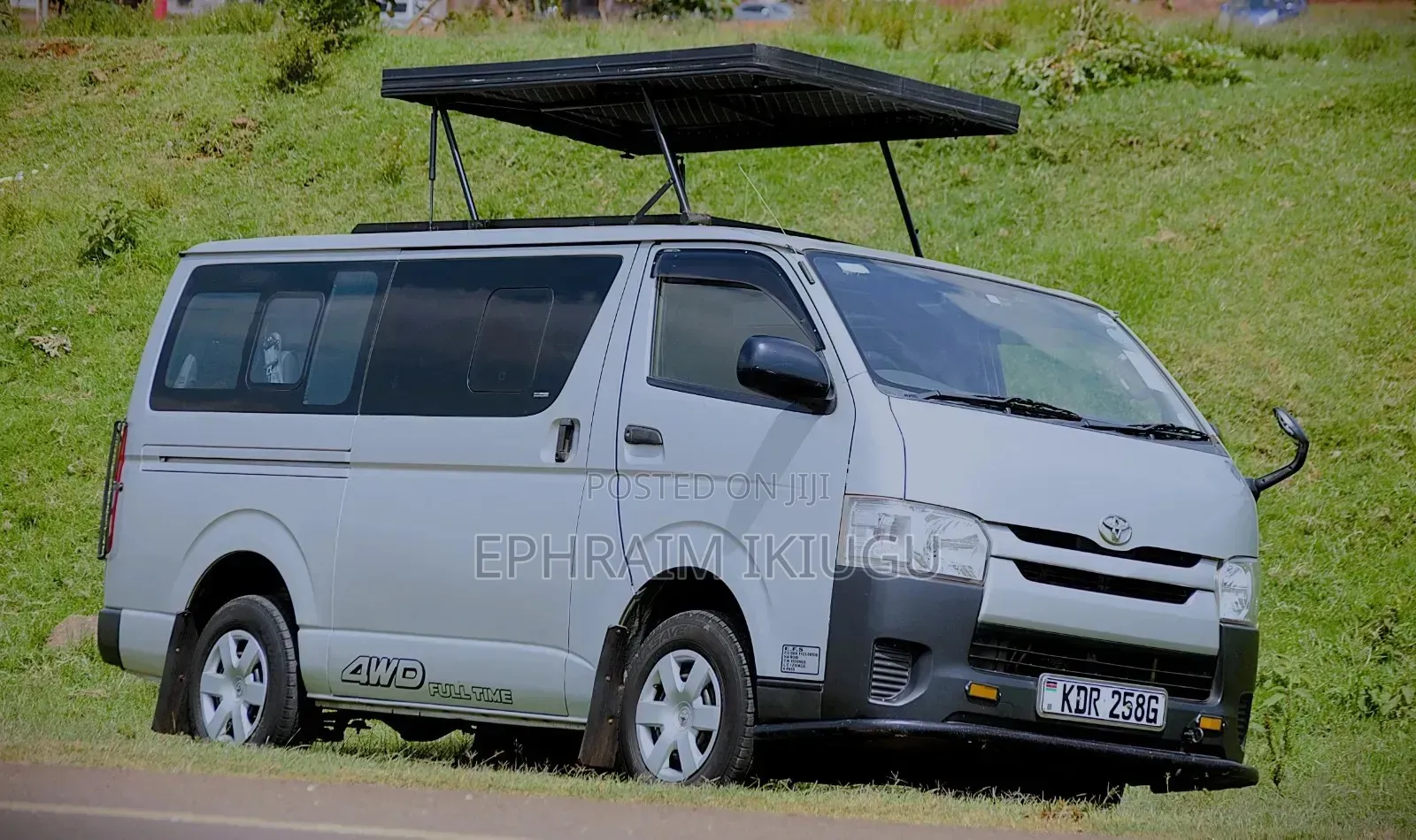 Toyota HiAce 2017 Silver