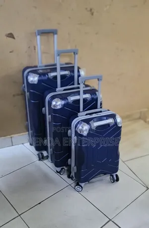 Fibre Suitcase With Double Zipper