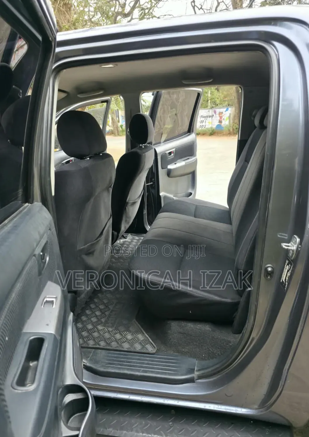 Toyota Hilux 2014 Gray