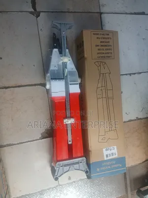 Handheld Manual Seeder and Fertilizer Applicator