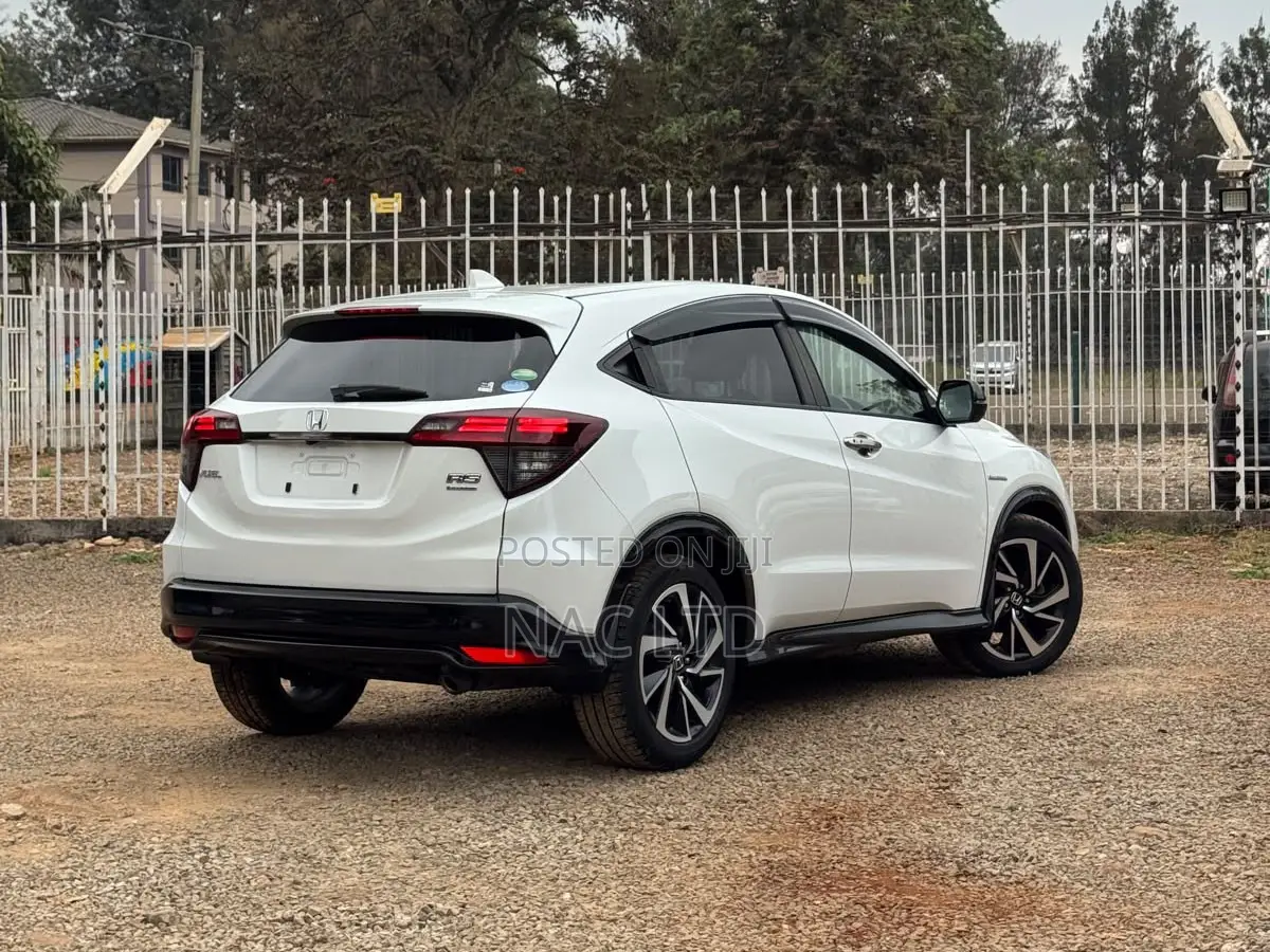 Honda Vezel 1.5 Hybrid 2WD 2019 White