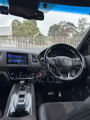 Honda Vezel 1.5 Hybrid 2WD 2019 White