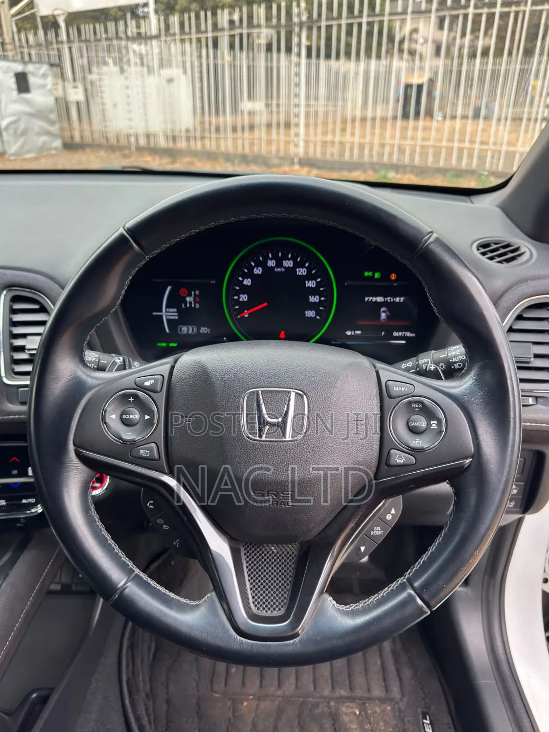 Honda Vezel 1.5 Hybrid 2WD 2019 White