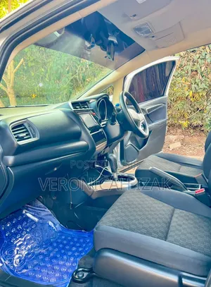 Honda Fit 2016 Silver