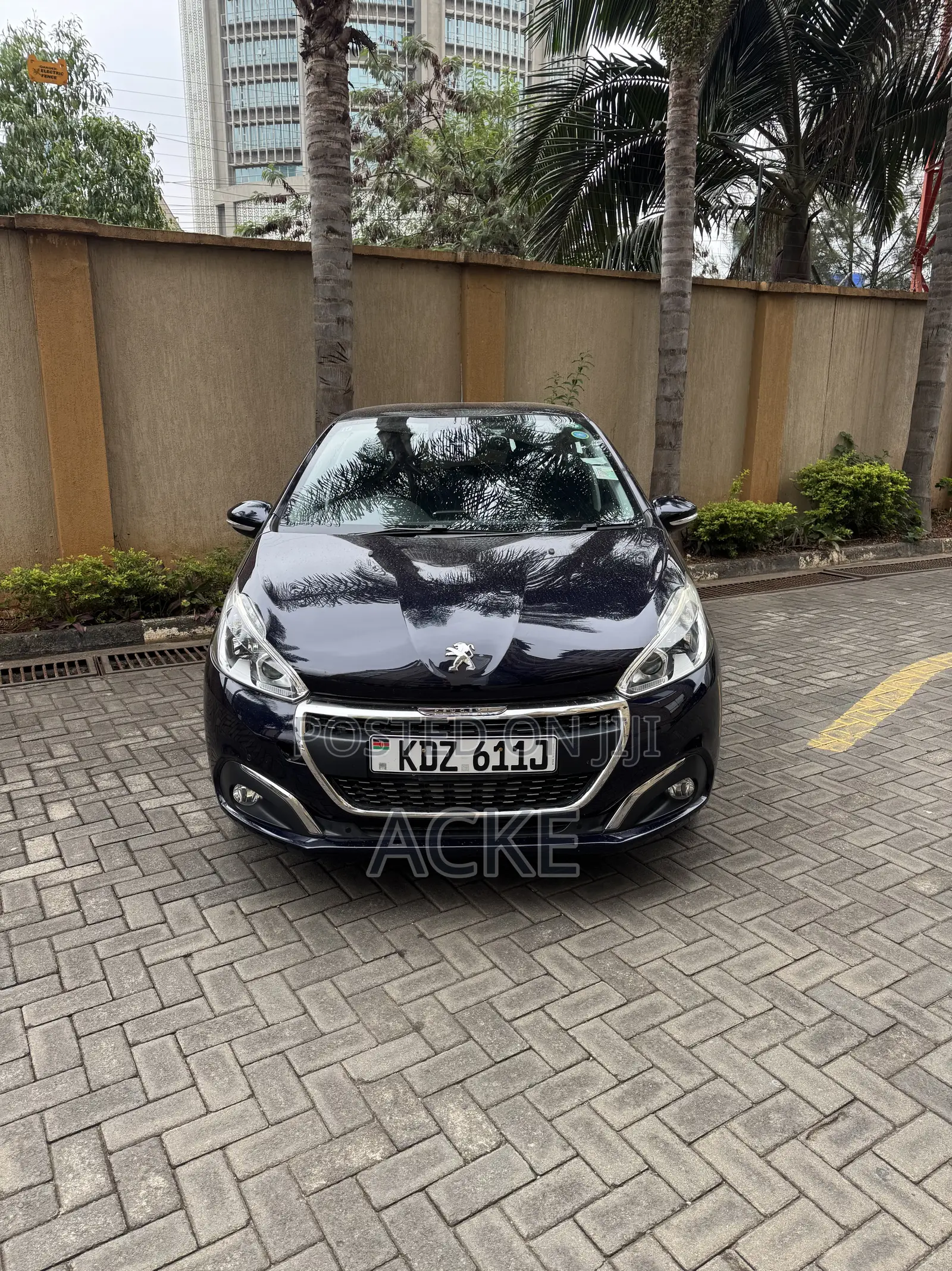 Peugeot 208 2019 Blue