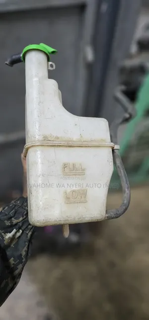 Coolant Reserve Bottle for Mazda Demio