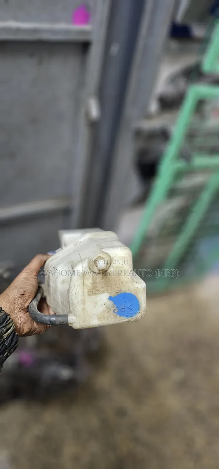 Coolant Reserve Bottle for Mazda Demio